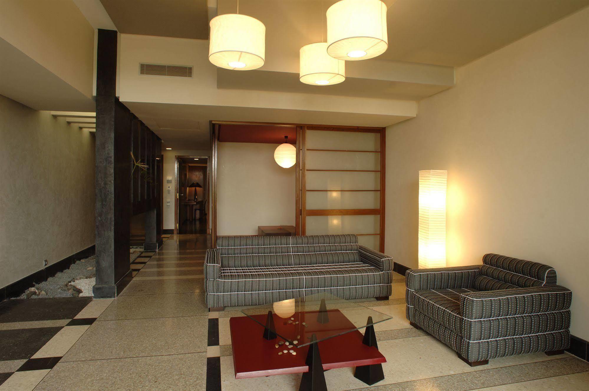 Hotel Des Arts Resort & Spa Tamarist Экстерьер фото