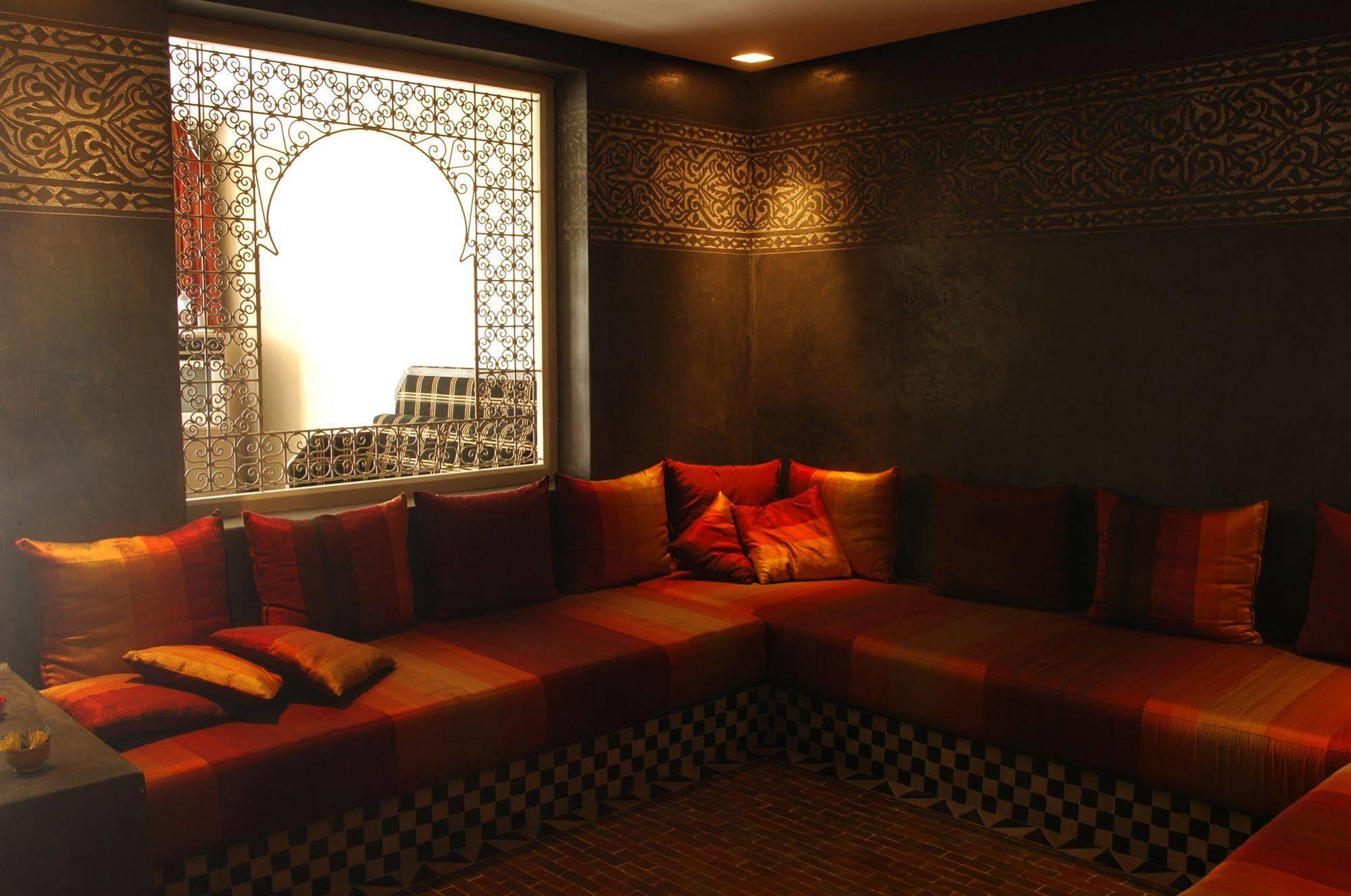 Hotel Des Arts Resort & Spa Tamarist Экстерьер фото